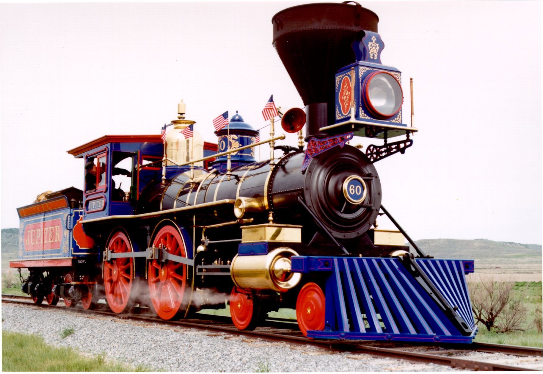 Вали паровоз. Паровоз Юпитер модель OCCRE. Паровоз Юпитер 1860. Самый красивый паровоз. Старый поезд.