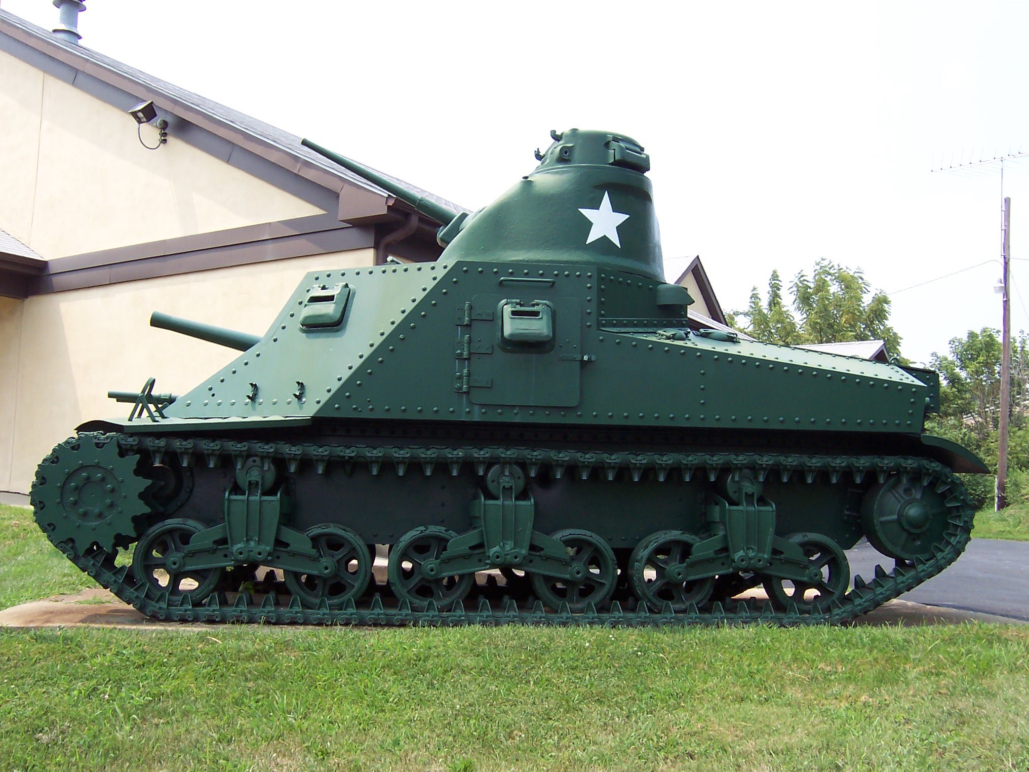 Танк ли 3. M3 танк. M3 Grant танк. Американский танк m3 Lee. Танк генерал Грант.