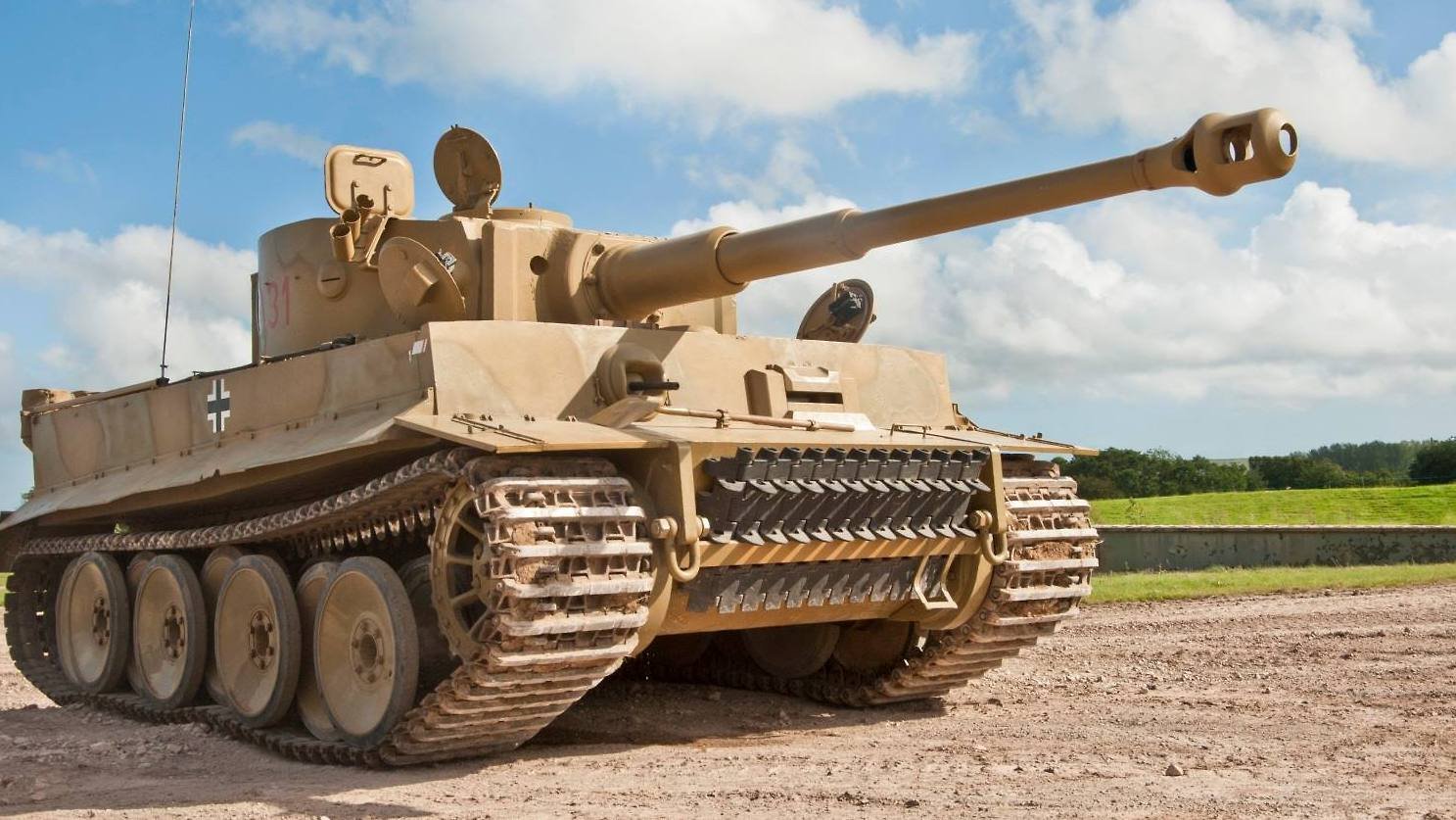 Немецкий танк тигр т. Танк тигр 6. Tiger 1. Танки тигр. Танки тигр 1.