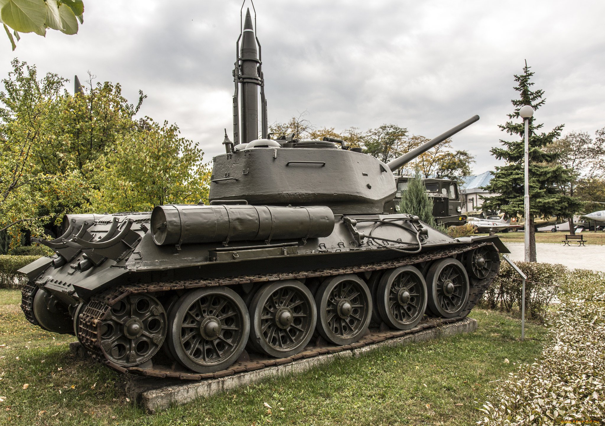 Т 34 25. Танк т-34-85. Т 34 85. Танк т34. Т-34 средний танк.