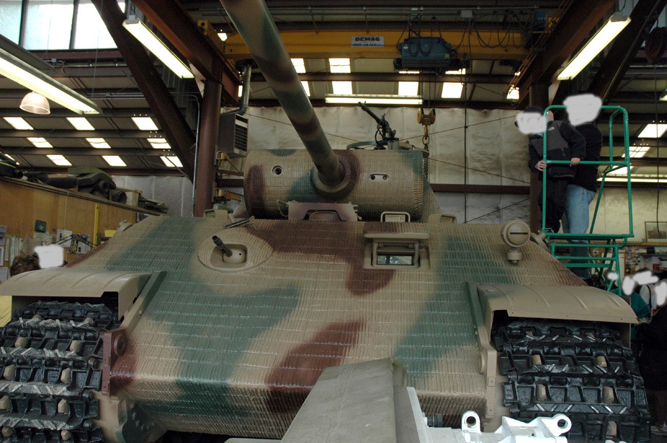 Немецкие танки внутри