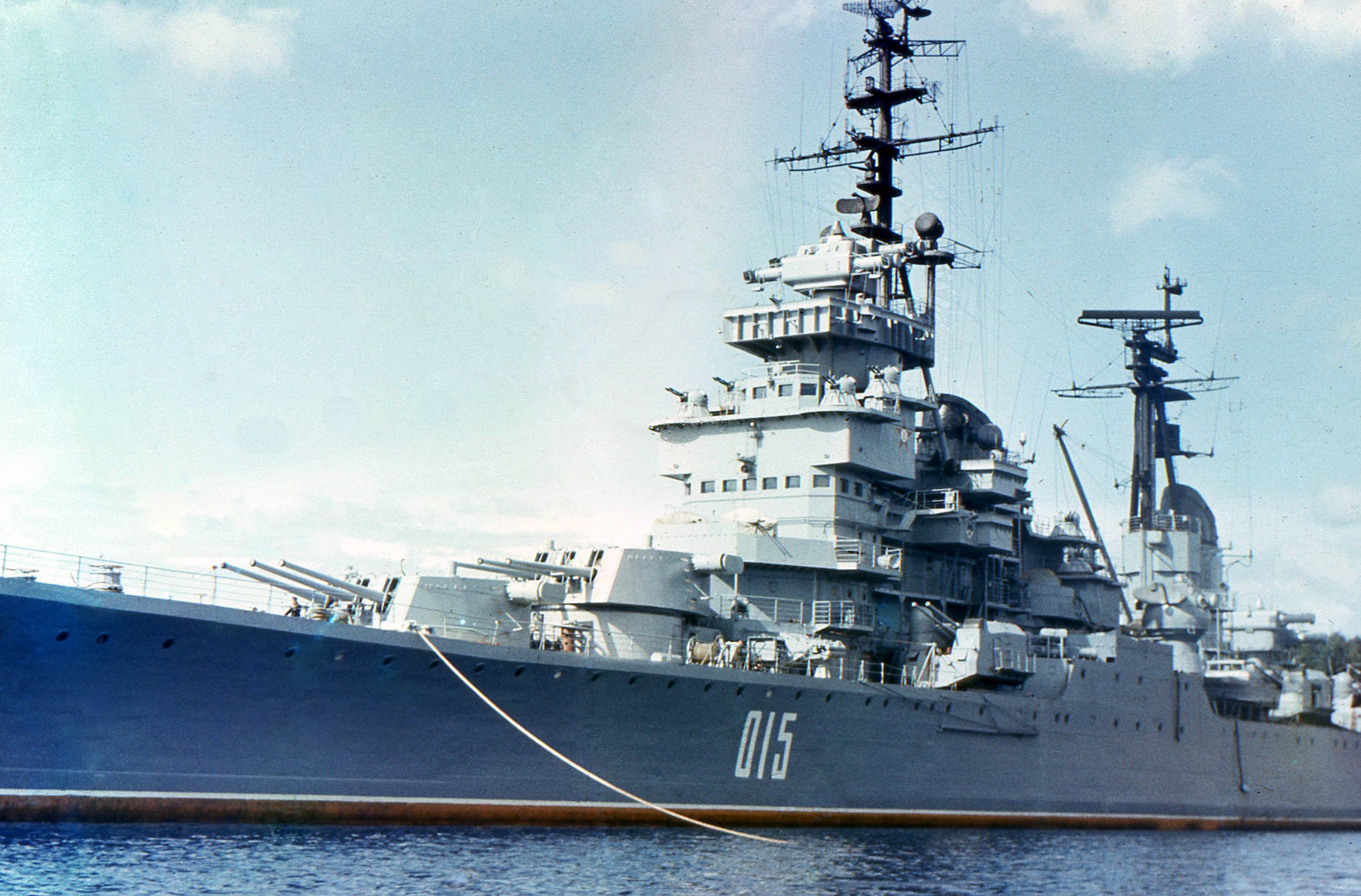 Легкий военный корабль. Крейсер Суворов 68 бис.