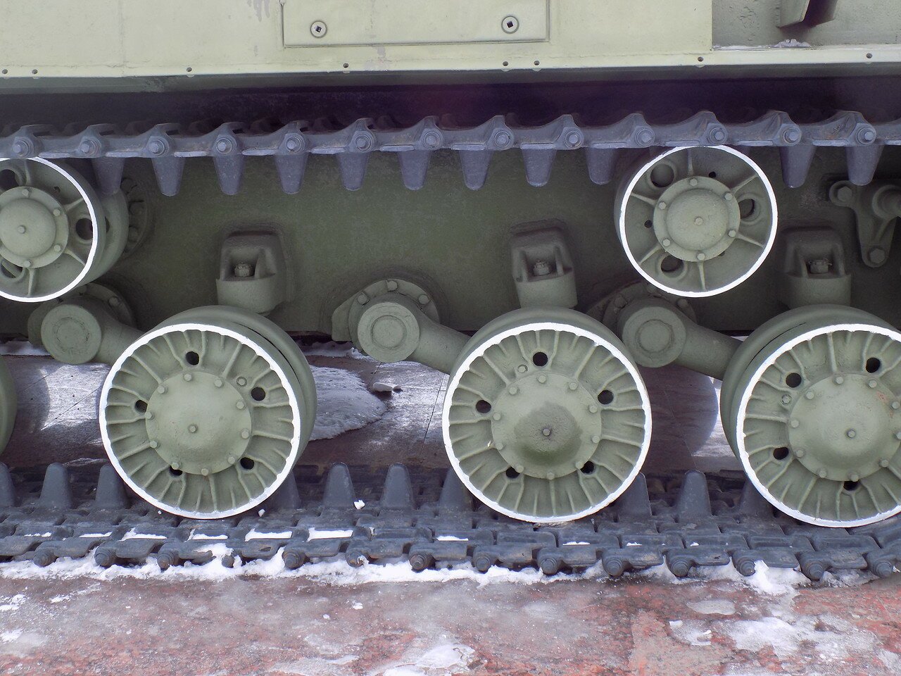 Каток т 34. Т-34 катки. Опорный каток танка т-34. Каток танка т-34. Катки мсд от т34 паровозные.