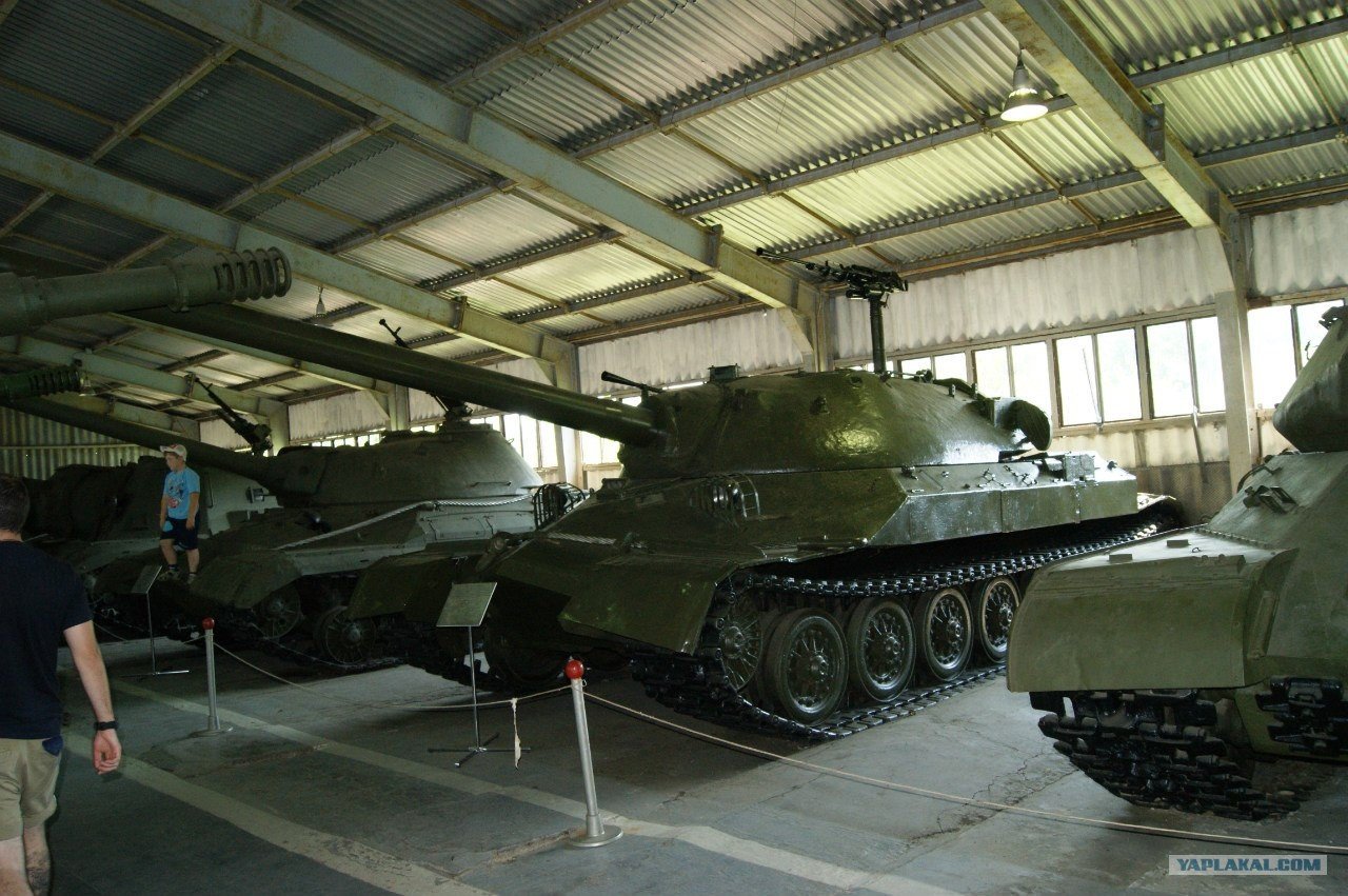 Ис музей. ИС-7 танк в Кубинке. ИС 4 Кубинка. Танк ИС В Кубинке. Музей на Кубинке танк ИС -3.