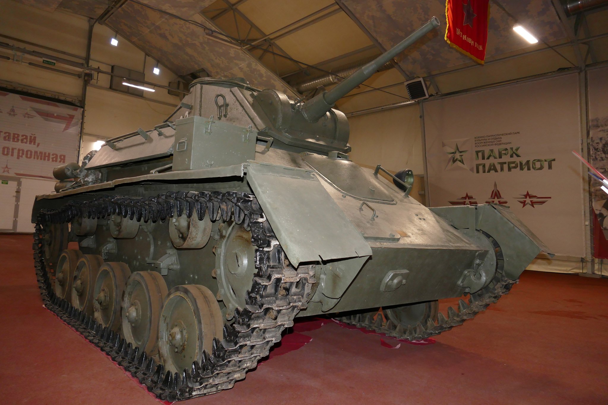 Т 80 легкий танк. Т-80 лёгкий танк. Легкий танк т-80 с пушкой Вт-43. Танк т 80 парк Патриот. Т-70 лёгкий танк.
