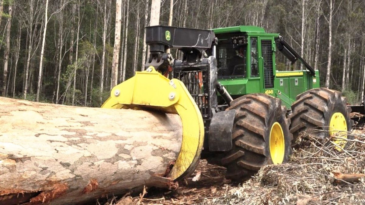 Трактор для леса трелевочник