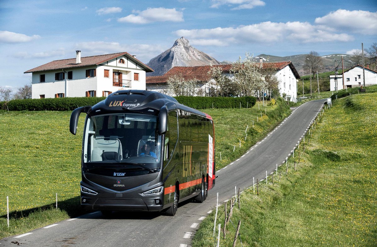 Lux Express автобусы