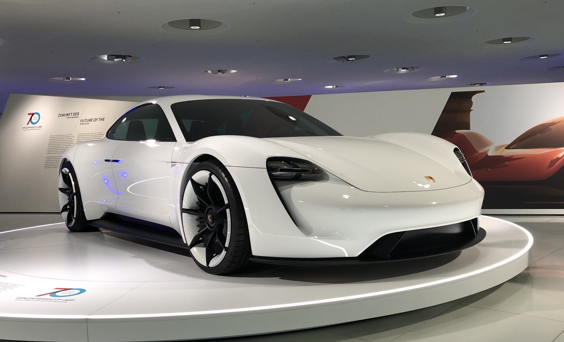 Машины 2026. Porsche Concept 2022.