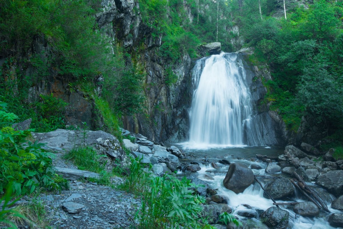Байдаевский водопад