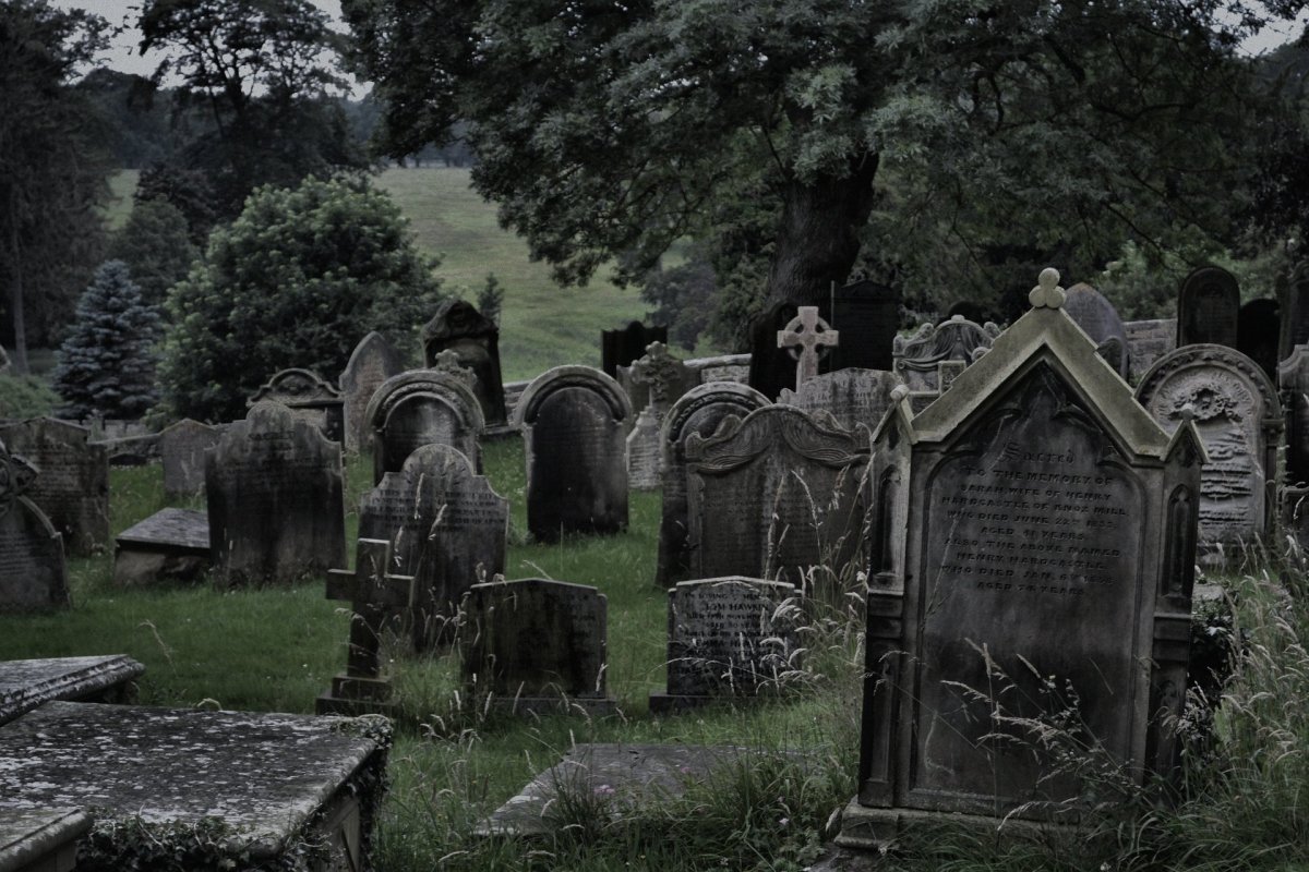 Готические надгробия
