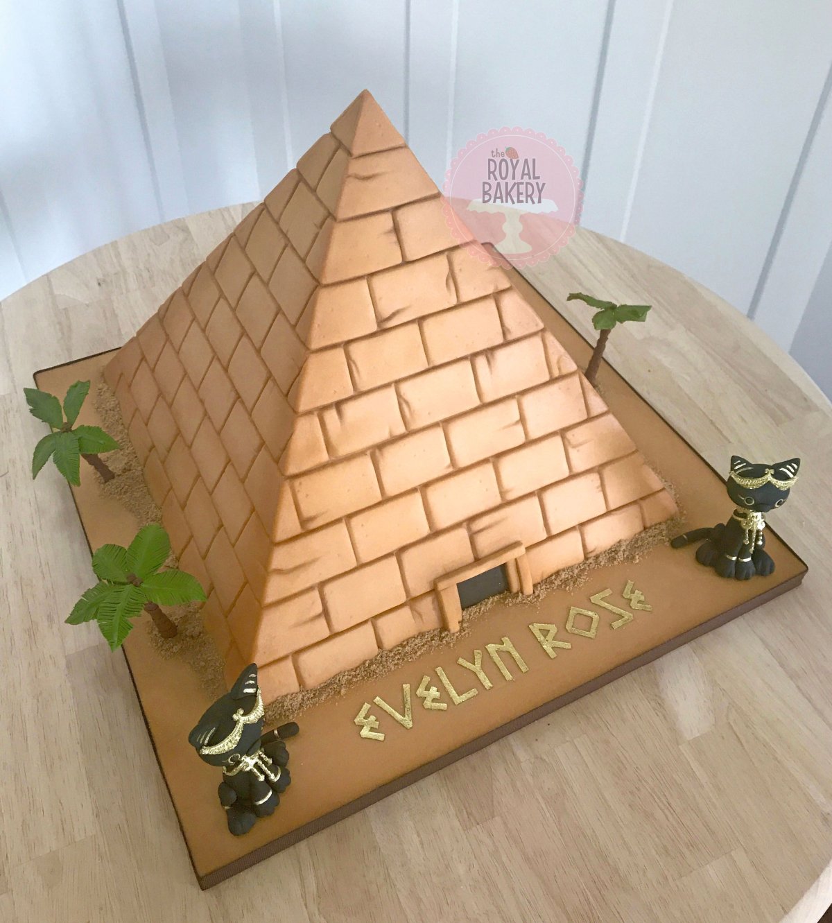 Торт пирамида хеопса